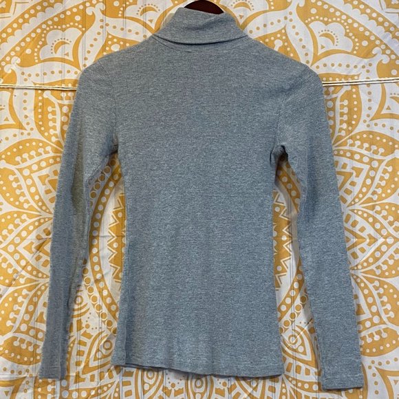 Vintage! Like New 1999 ALLOY long sleeve turtleneck - light gray! - Picture 2 of 3